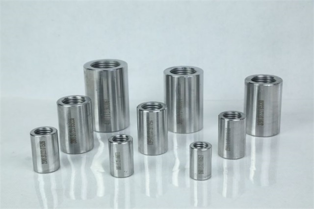 阎良直螺纹钢筋套筒加工和验收的方法